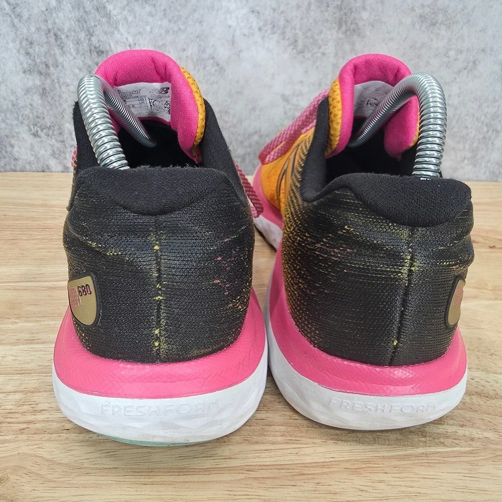New‎ Balance Fresh Foam 680v7 Running Shoes Womens 9 B Orange Sneakers Trainers